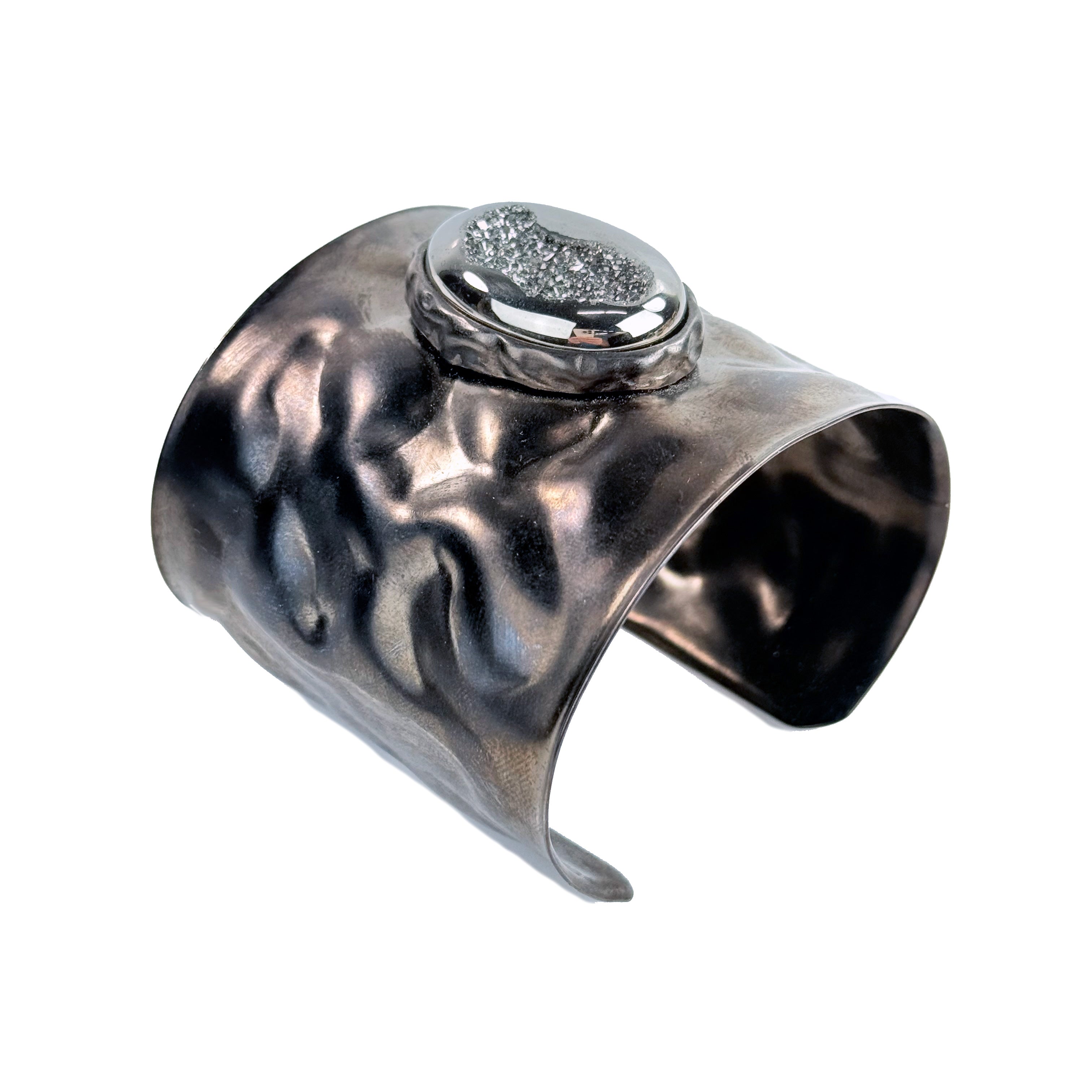 Black Nickel & Druzy Hammered Cuff – Hartman & Rose