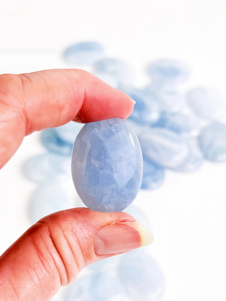 Blue Calcite 22x30mm Oval Cabochon