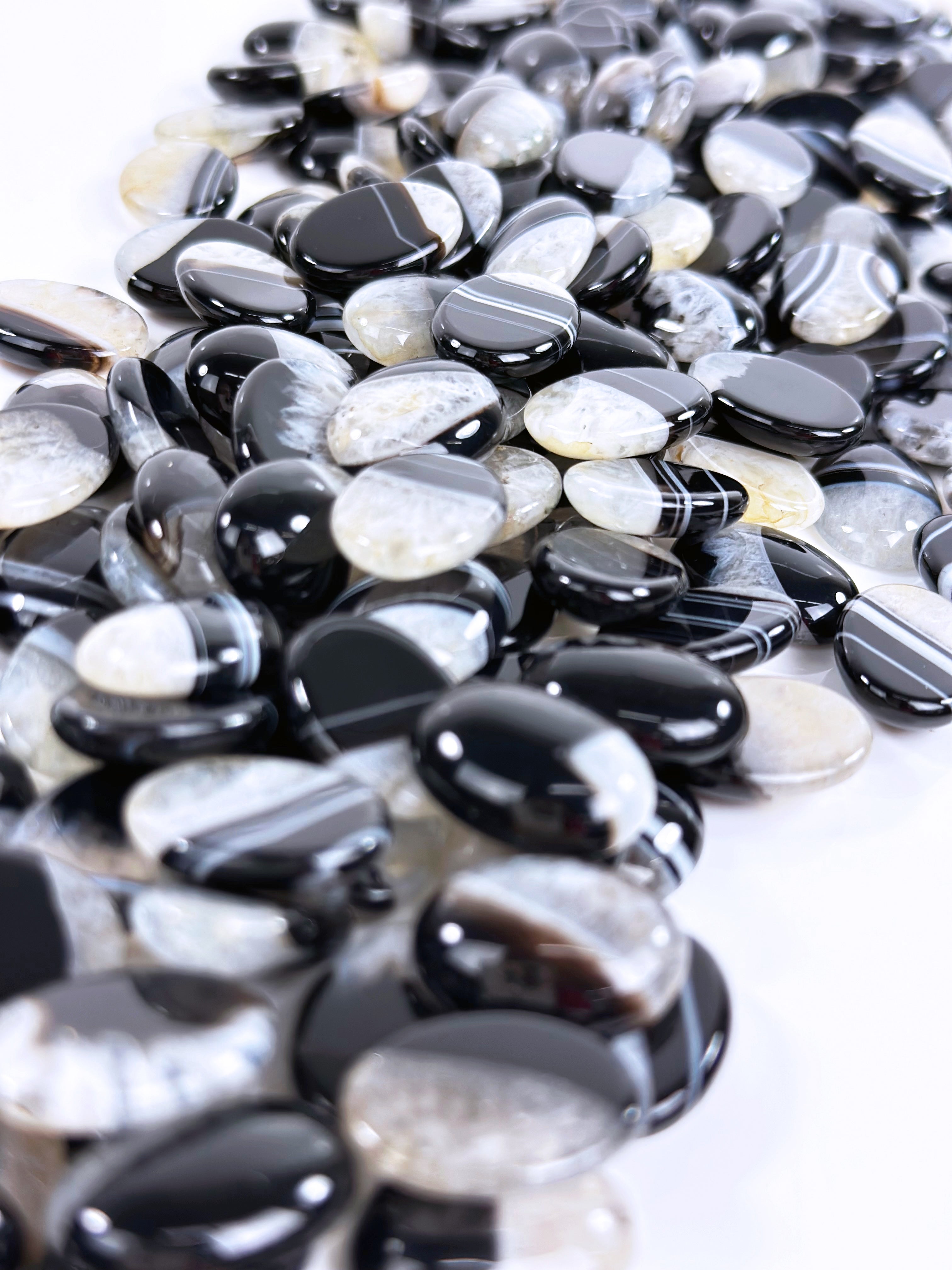 H-Stripe Banded Onyx 13x18mm Oval Cabochon