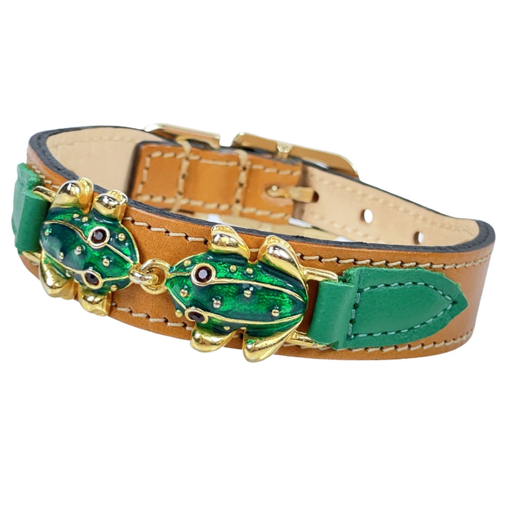 Leap Frog in Natural with Emerald Green Tabs